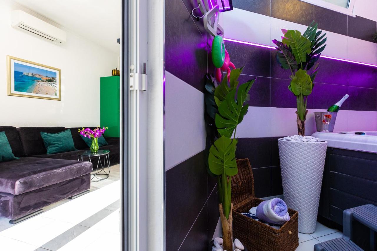 Apartment By The Way Hot Tub And Free Parking Дубровник Экстерьер фото